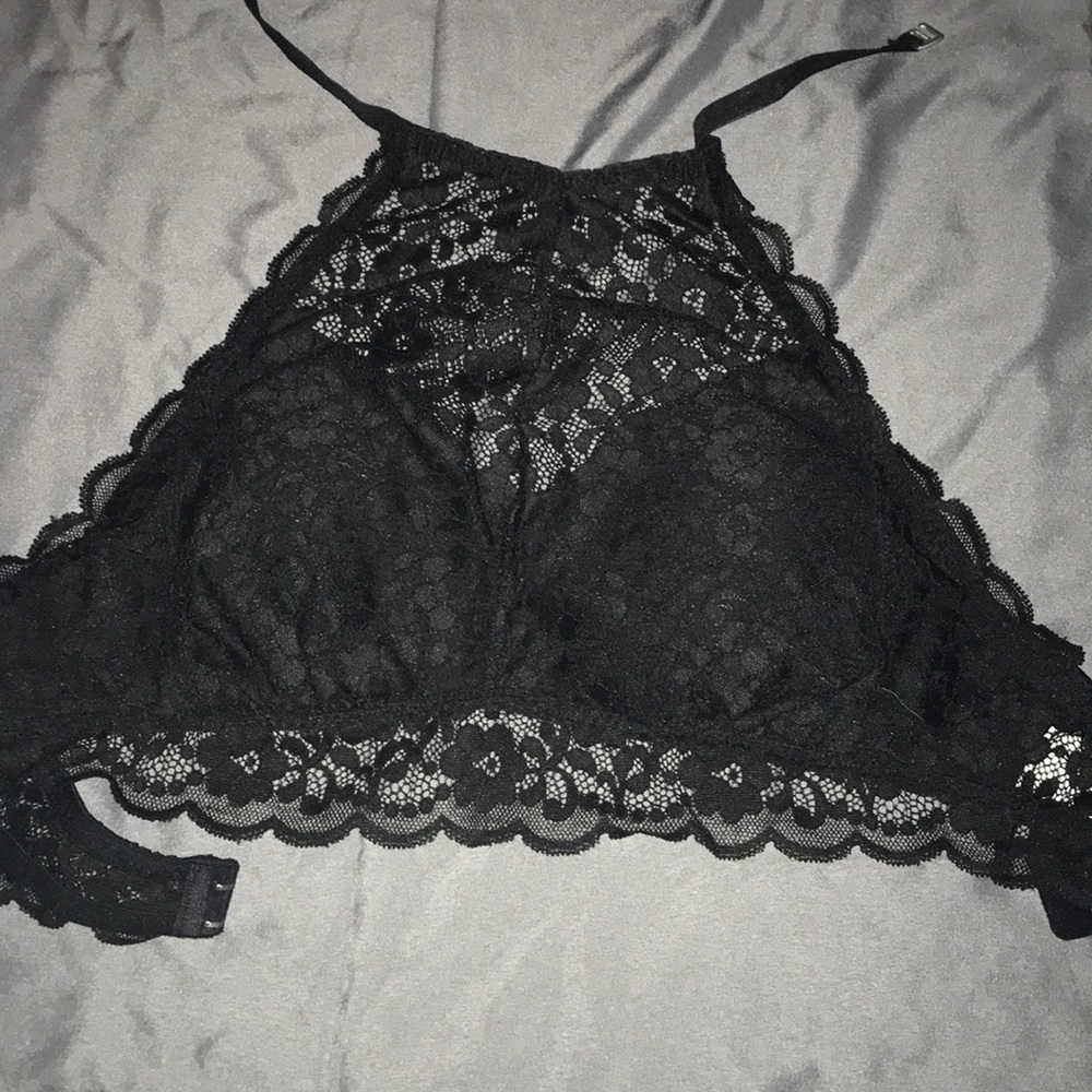black lace bralette